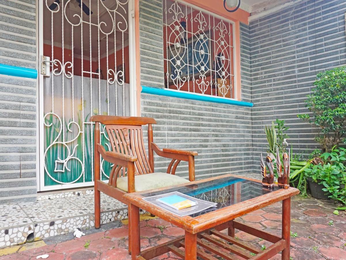 Oyo 90369 An Nur Family Homestay Syariah Cigombong Exterior foto