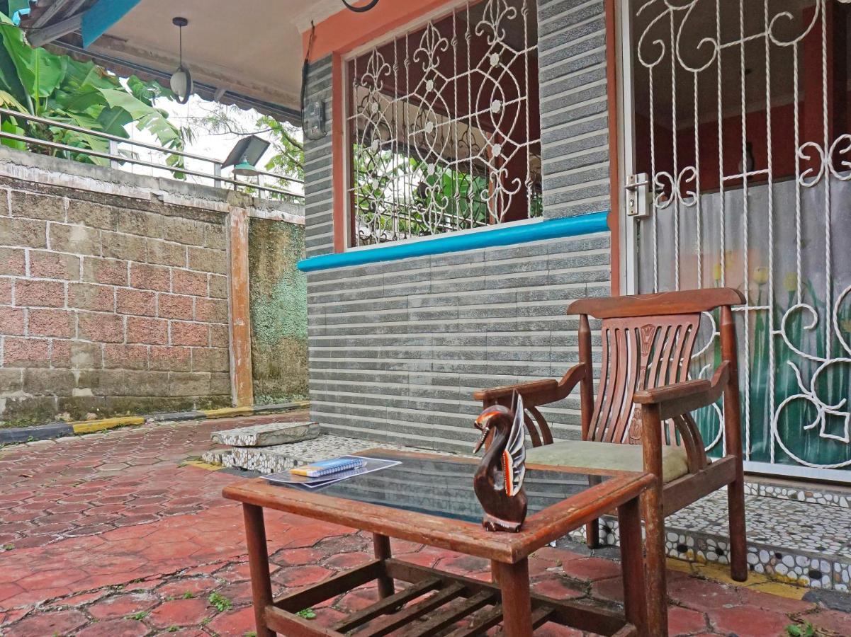 Oyo 90369 An Nur Family Homestay Syariah Cigombong Exterior foto