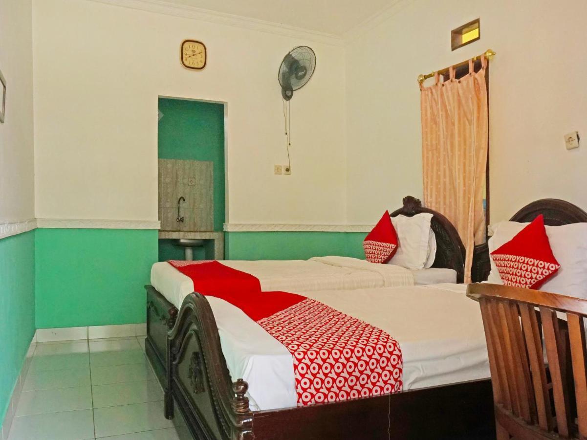 Oyo 90369 An Nur Family Homestay Syariah Cigombong Exterior foto